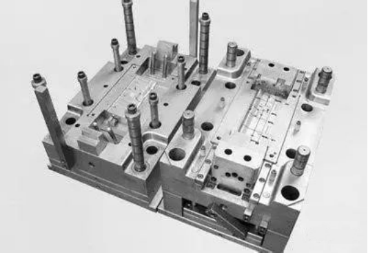 Several Basic Points To Be Mastered In Injection Mold Design