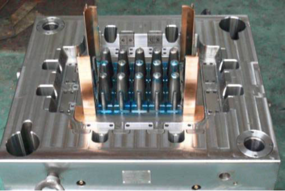 Methods to troubleshoot injection mold malfunctions